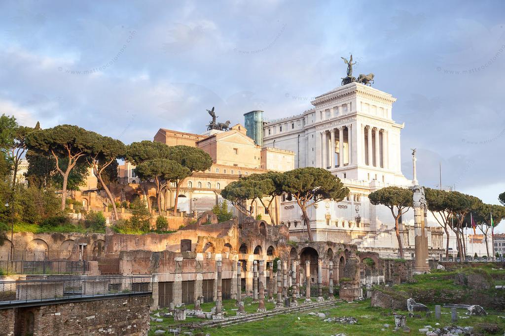 House&Colosseum Rom Rum bild